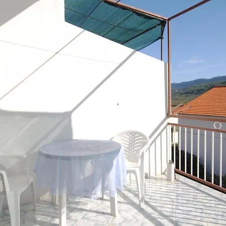 With Parking Space Stari Grad, Hvar - 5724 Апартаменты *